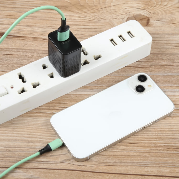 PD 20W Type-C+QC 3.0 USB 格紋旅行充電器，美規