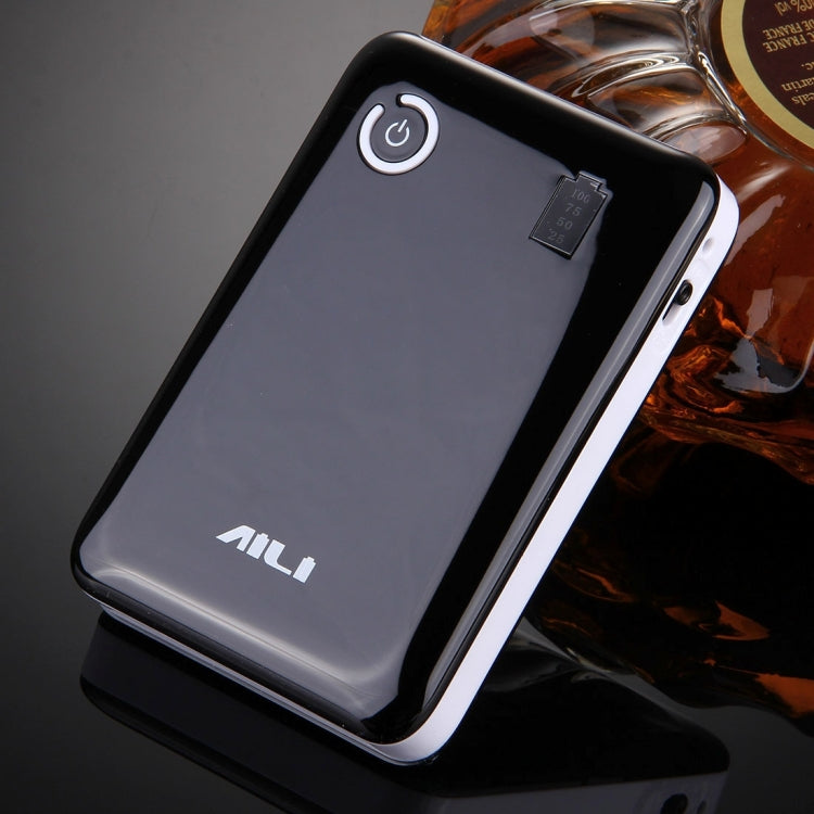 4節18650電池盒 塑料材質 帶雙USB接口輸出/散熱孔 不包含電池