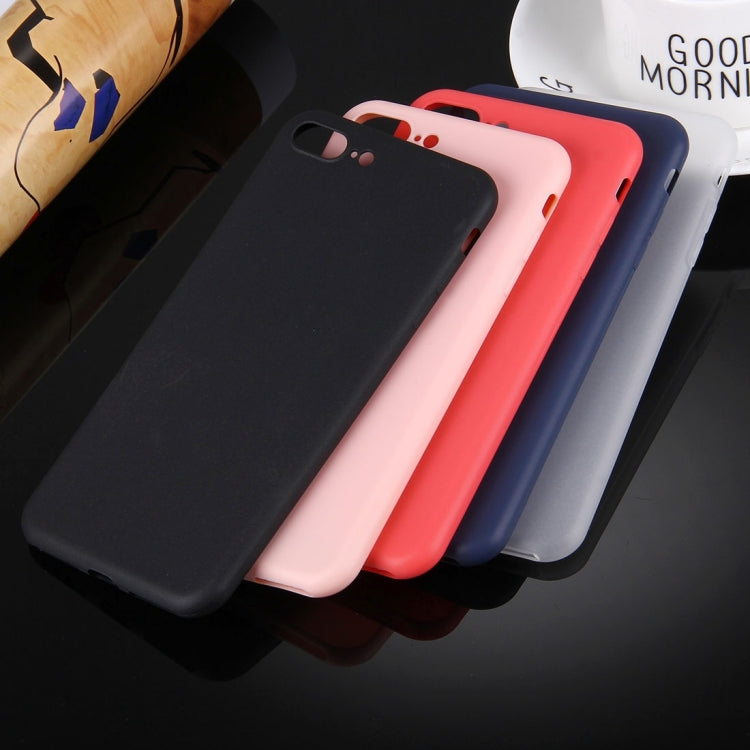 5.5英寸  適用於iPhone 8 Plus & 7 Plus   純色TPU保護殼 不帶圓孔