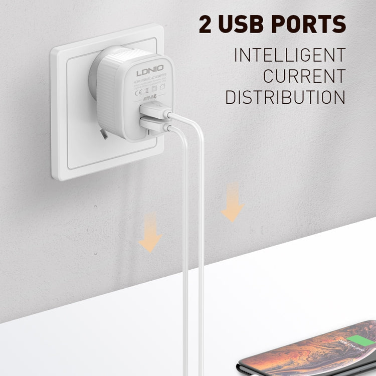 LDNIO A201 2.4A 雙USB充電頭旅行直充 手機轉換頭充電器，帶 8Pin 數據線