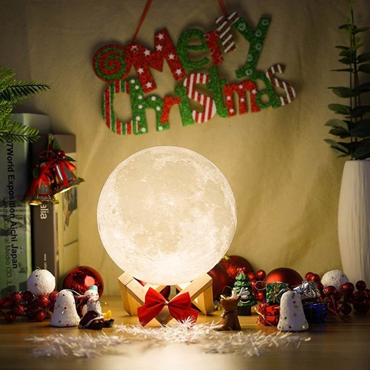 YouOKLight YK2302 觸摸款 3D打印月球小夜燈 帶遙控&木質支架 USB充電 16色變化 直徑：15cm