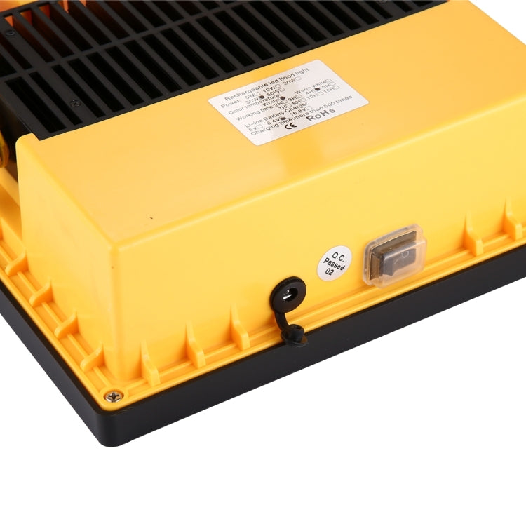 30W 2650流明 6000-6500K IP65防水 可充電LED投光燈 帶車充 AC 85-265V