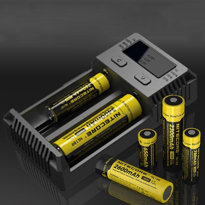 Nitecore NEW i2智能電池充電器, 帶LED指示燈, 適用於14500, 16340 , 18650, 22650, 26650, Ni-MH and Ni-Cd  等電池