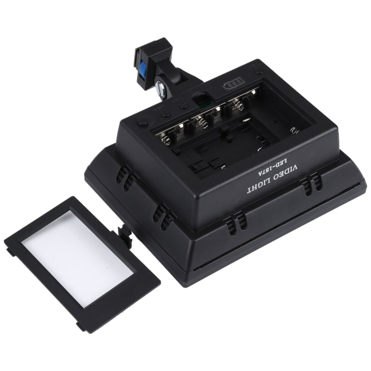 LED-187A 187 LED Video Light for Camera / Video Camcorder and 7.4V 4400mAh NP-F770 li-ion Battery & with Soft Sheets & a Yellow Filters, 187 LED with NP-F770