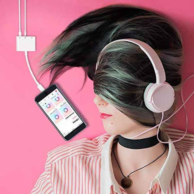 ZS-KL21820 3合1 8 Pin轉8 Pin充電口+8 Pin耳機接口+3.5mm耳機插孔 耳機適配器