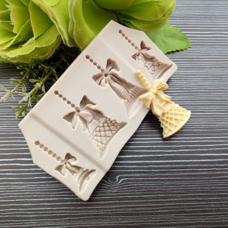 2個一賣 聖誕鈴鐺巧克力糖果餅乾蛋糕裝飾工具 DIY烘焙翻糖食品級硅膠模具