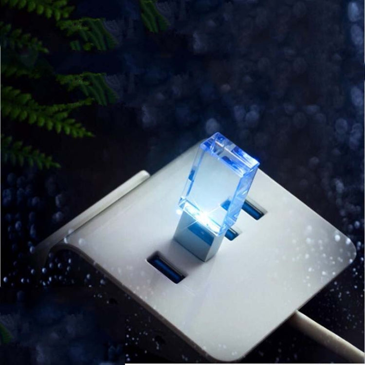 2個賣水晶閃光燈發光USB2.0車載音樂U盤