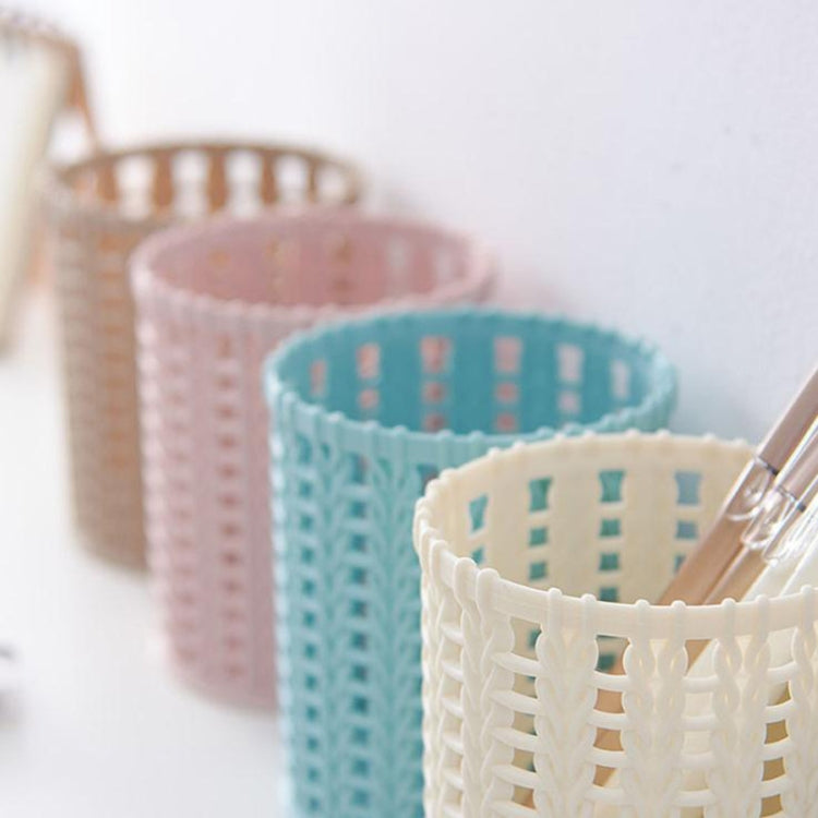 HH301 辦公室收納筒 桌面鏤空圓柱筆tong儲盒鉛筆刷桌面盒化妝刷塑料容器