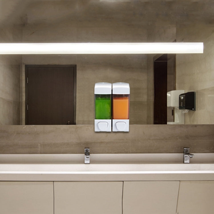 三頭壁掛式手動按壓皂液器 洗髮水瓶洗手液沐浴露盒，顏色：