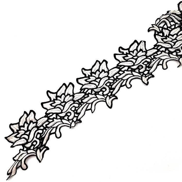 蕾絲雙色花朵刺繡布貼DIY服裝裝飾布，尺寸：約112 x 30cm